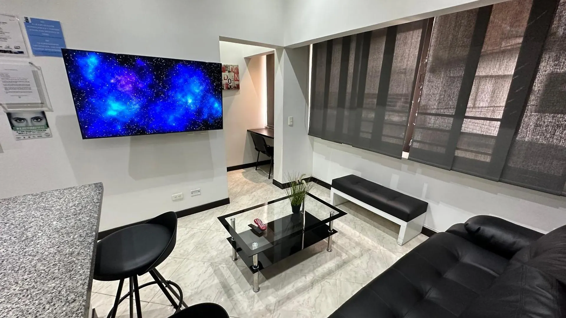 Daire London Suites, By Poblado Suites Medellín