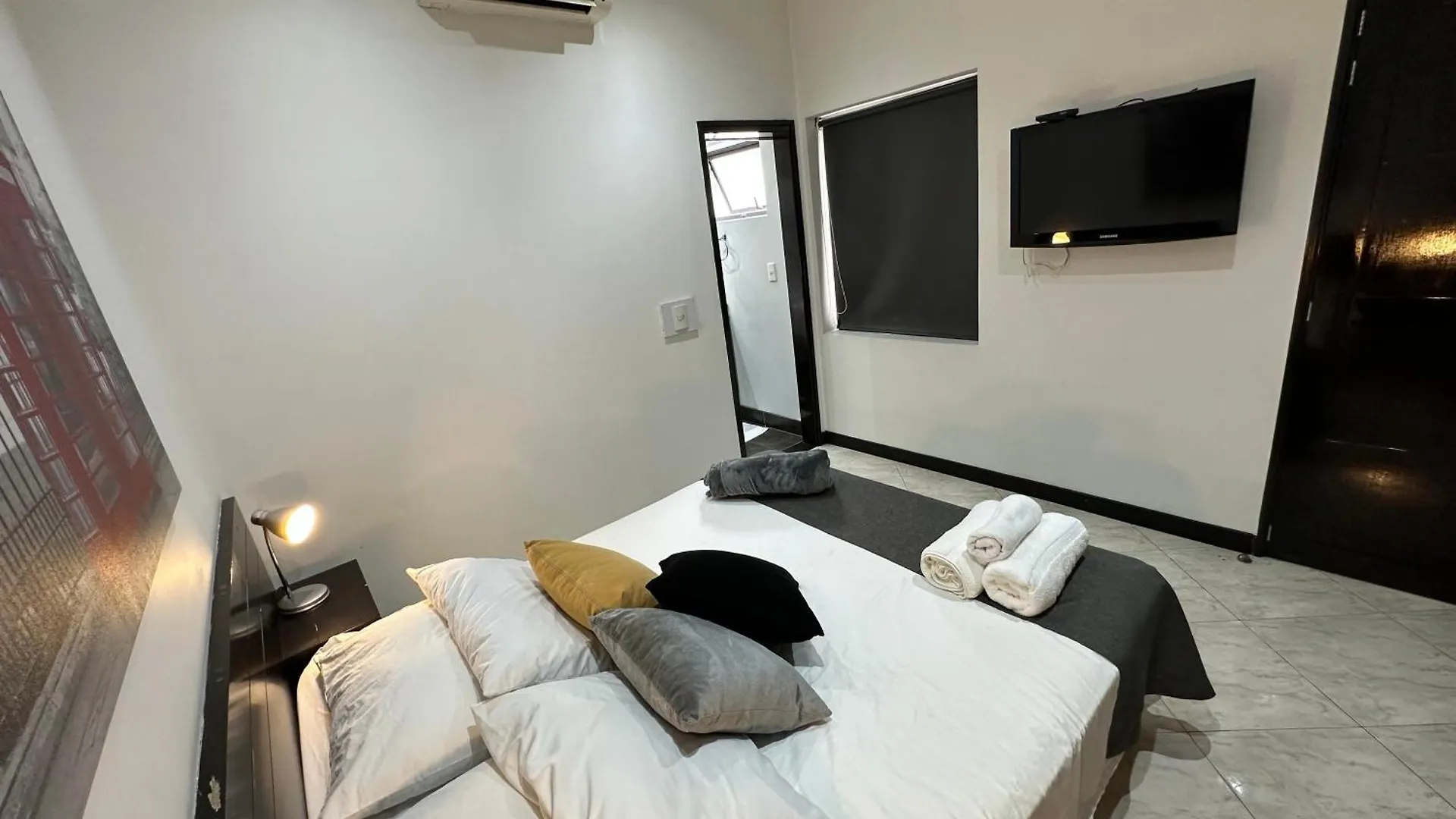London Suites, By Poblado Suites Медельин Колумбия